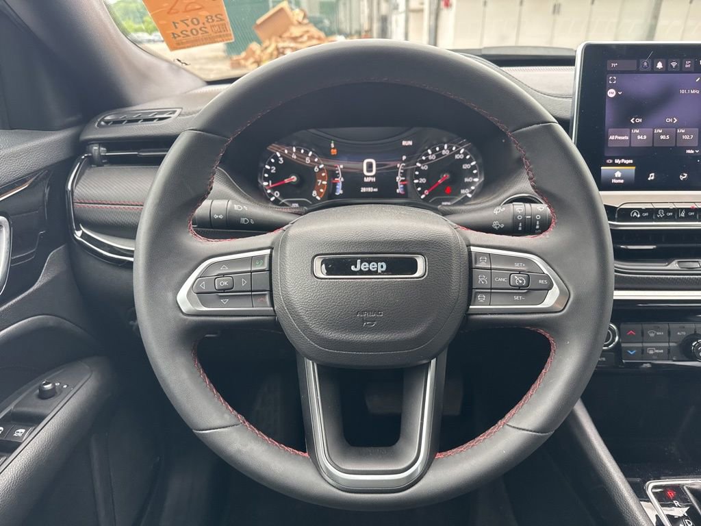 Used 2024 Jeep Compass Trailhawk AWD/4WD image 18