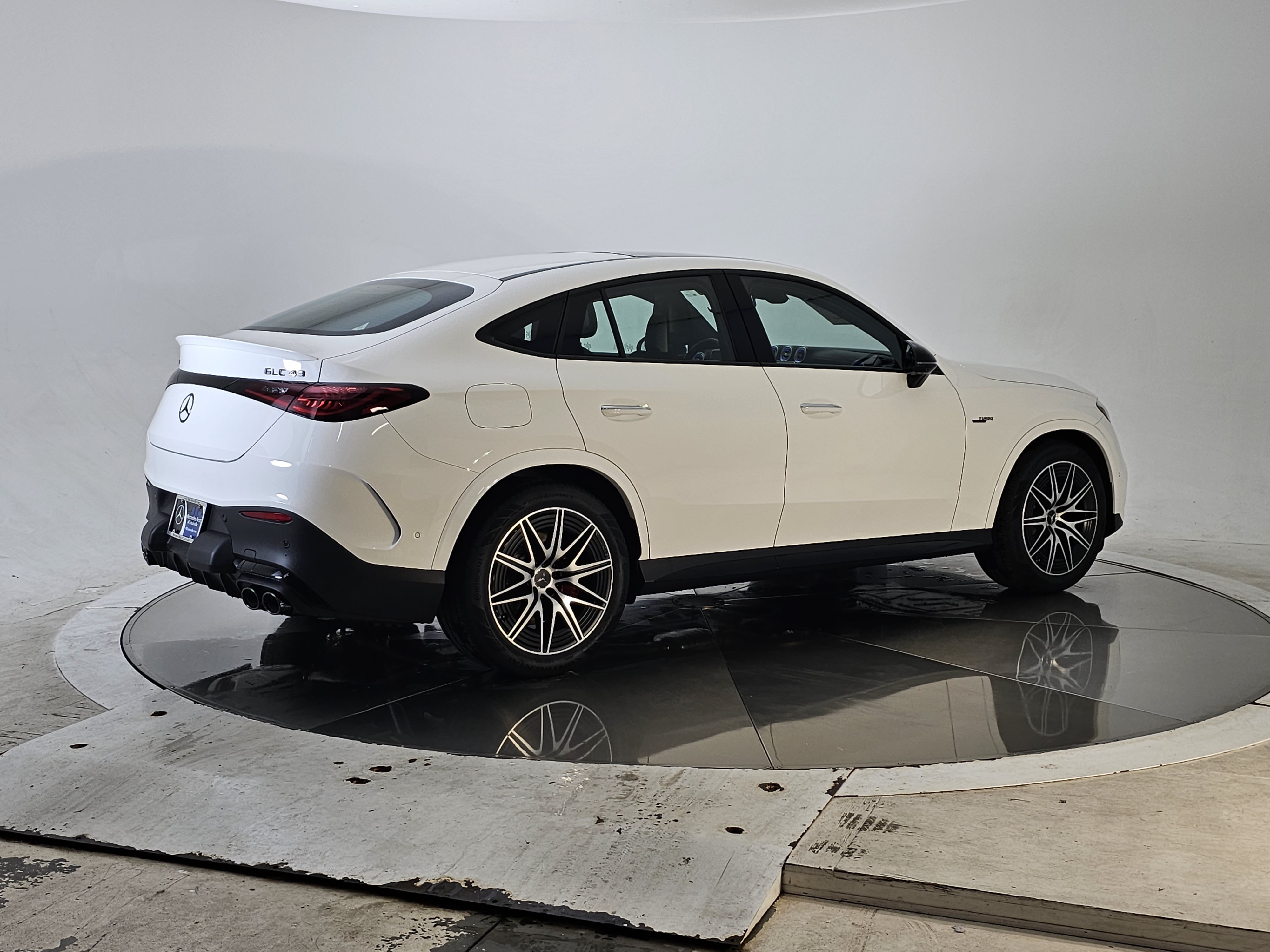 New 2025 Mercedes-Benz GLC 43 AMG 4MATIC Coupe image 2