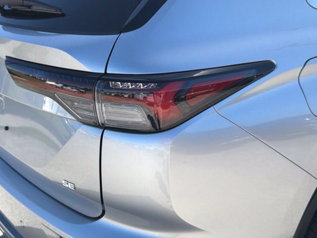 New 2026 Mitsubishi Outlander SE FWD image 12