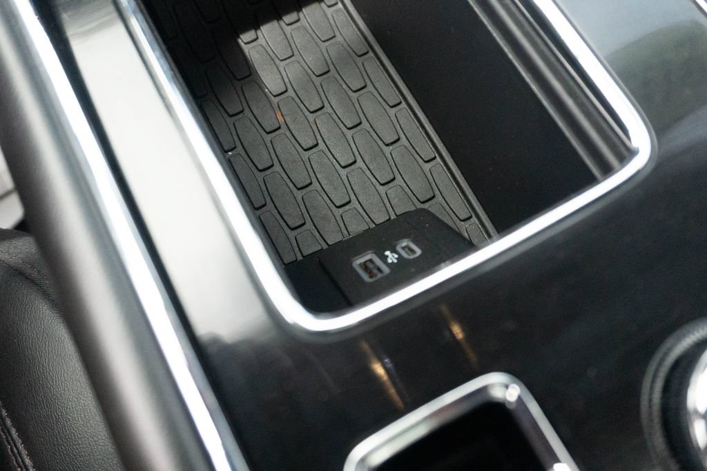 Used 2023 Lincoln Aviator Reserve RWD image 30