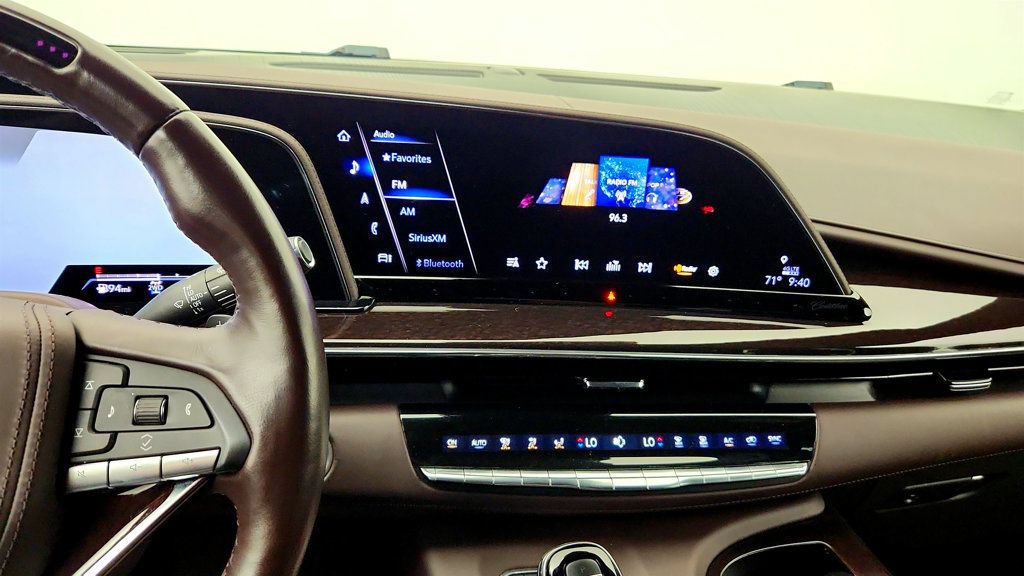Used 2023 Cadillac Escalade ESV Premium Luxury Platinum w/ LPO, Radiant Package AWD/4WD image 17