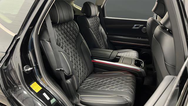 Used 2024 Genesis GV80 3.5T Prestige Signature image 27