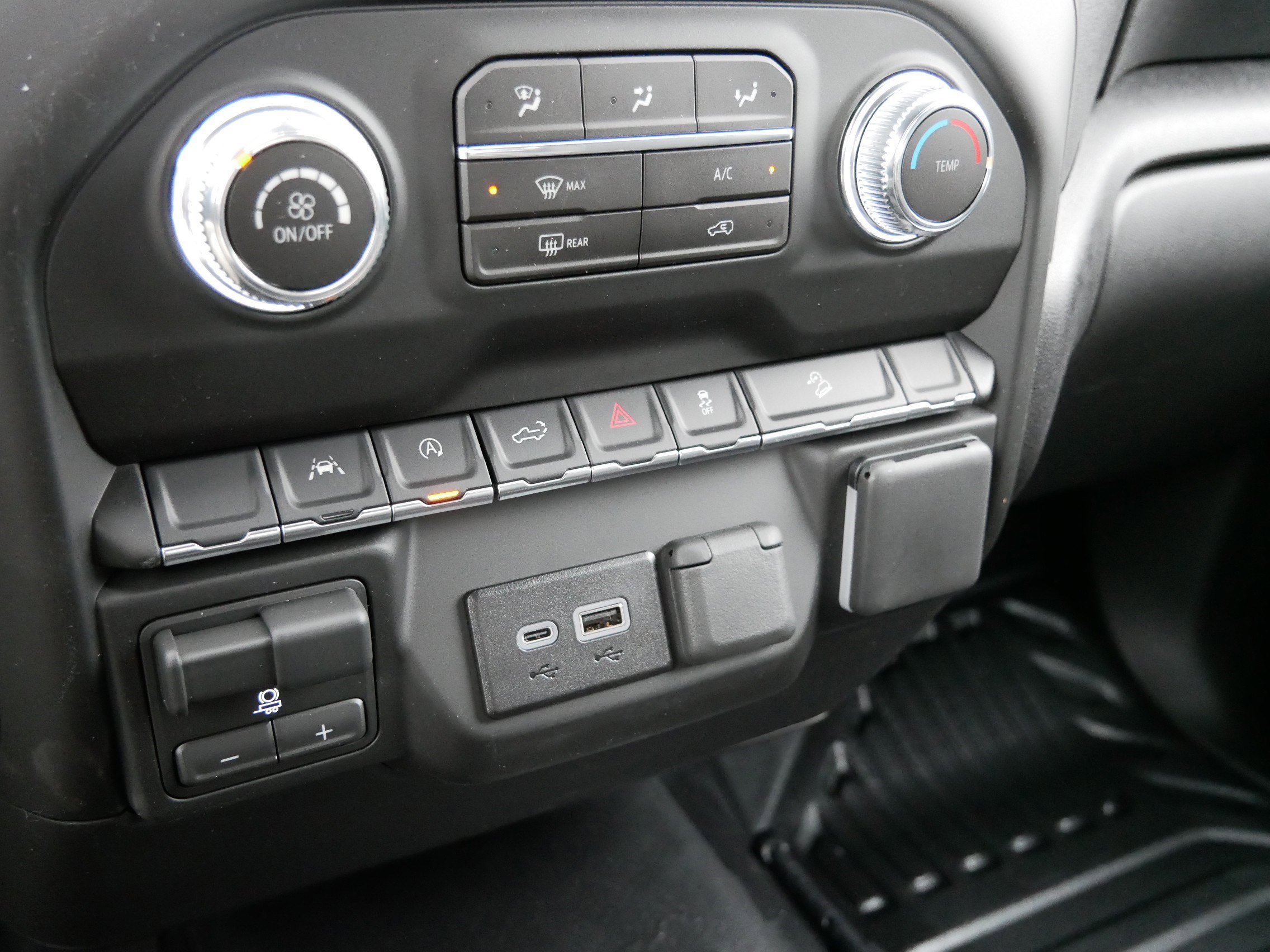 New 2026 GMC Sierra 1500 Pro w/ Pro Value Package image 19