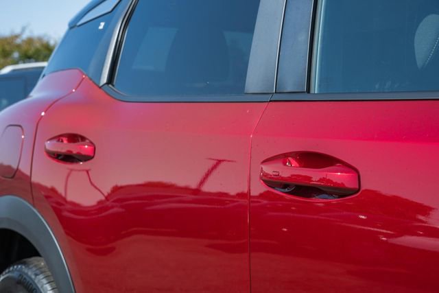 New 2026 Nissan Kicks SV image 14