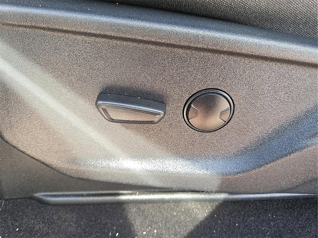 Used 2024 Ford F150 XLT w/ FX4 Off-Road Package image 14