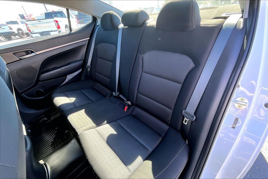 Used 2018 Hyundai Elantra SE FWD image 23
