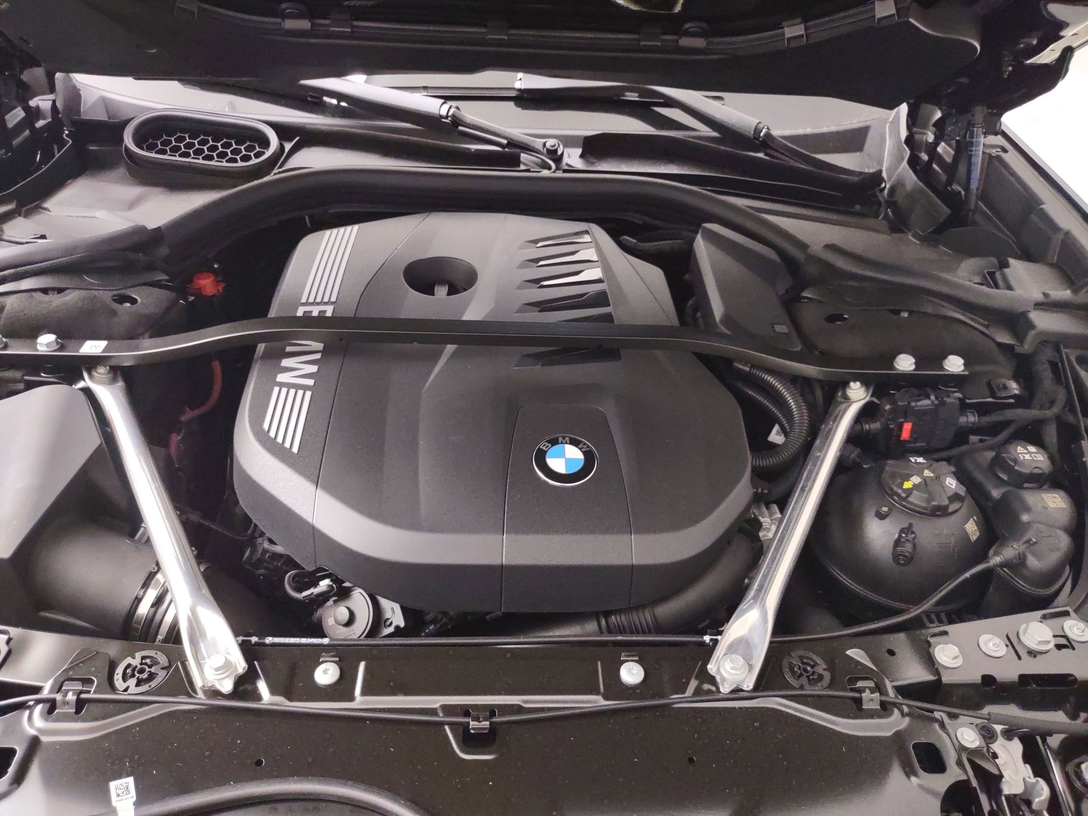 New 2026 BMW 740i w/ Premium Package image 29