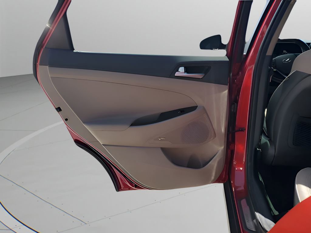 Used 2021 Hyundai Tucson Limited image 18