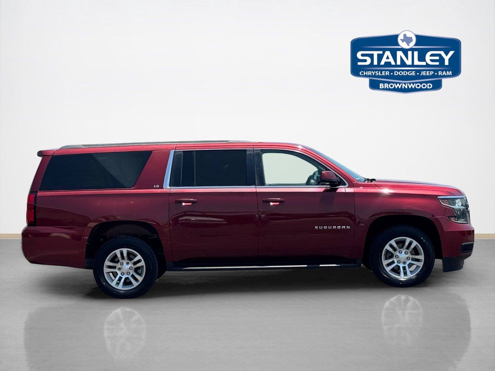 Used 2016 Chevrolet Suburban LS RWD image 9
