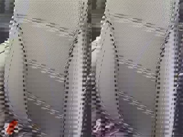 Certified 2025 Mercedes-Benz GLC 300 4MATIC image 77