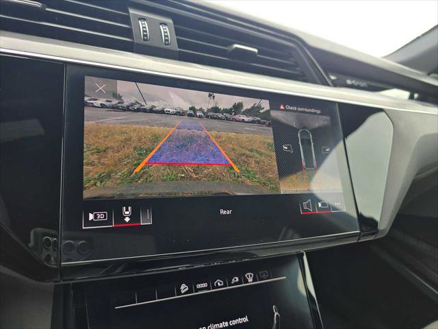 Used 2023 Audi e-tron Chronos w/ Chronos Package image 31