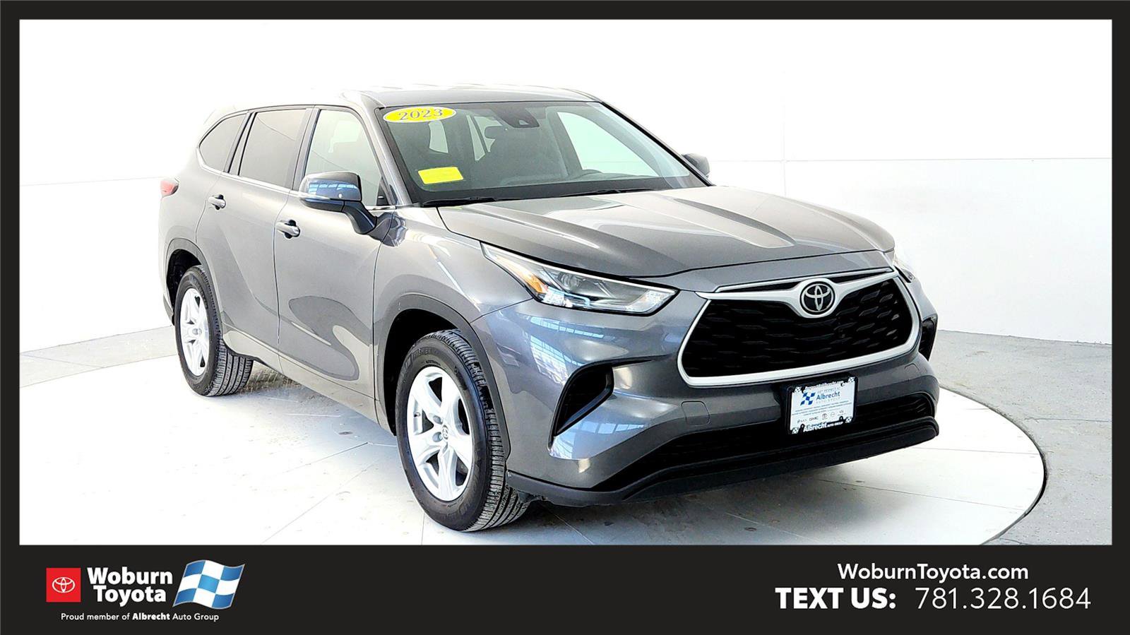 Certified 2023 Toyota Highlander L image 1