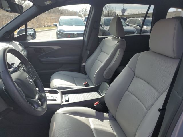 Used 2023 Honda Passport EX-L image 17