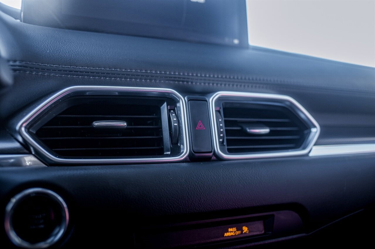 Used 2023 MAZDA CX-5 Carbon Edition image 28