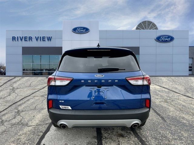 Used 2022 Ford Escape SE FWD image 5
