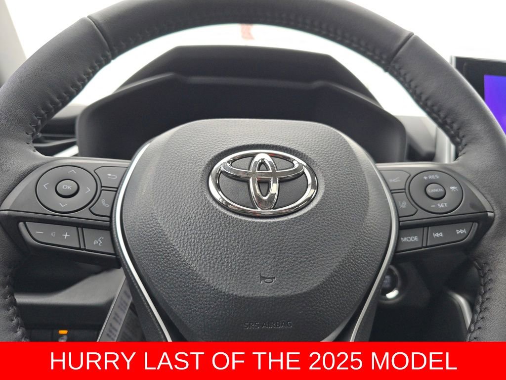 New 2025 Toyota RAV4 XLE image 28