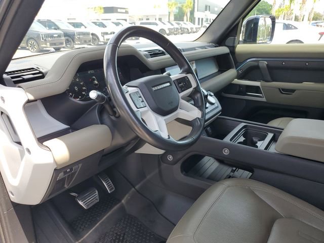 Used 2022 Land Rover Defender 110 S image 13