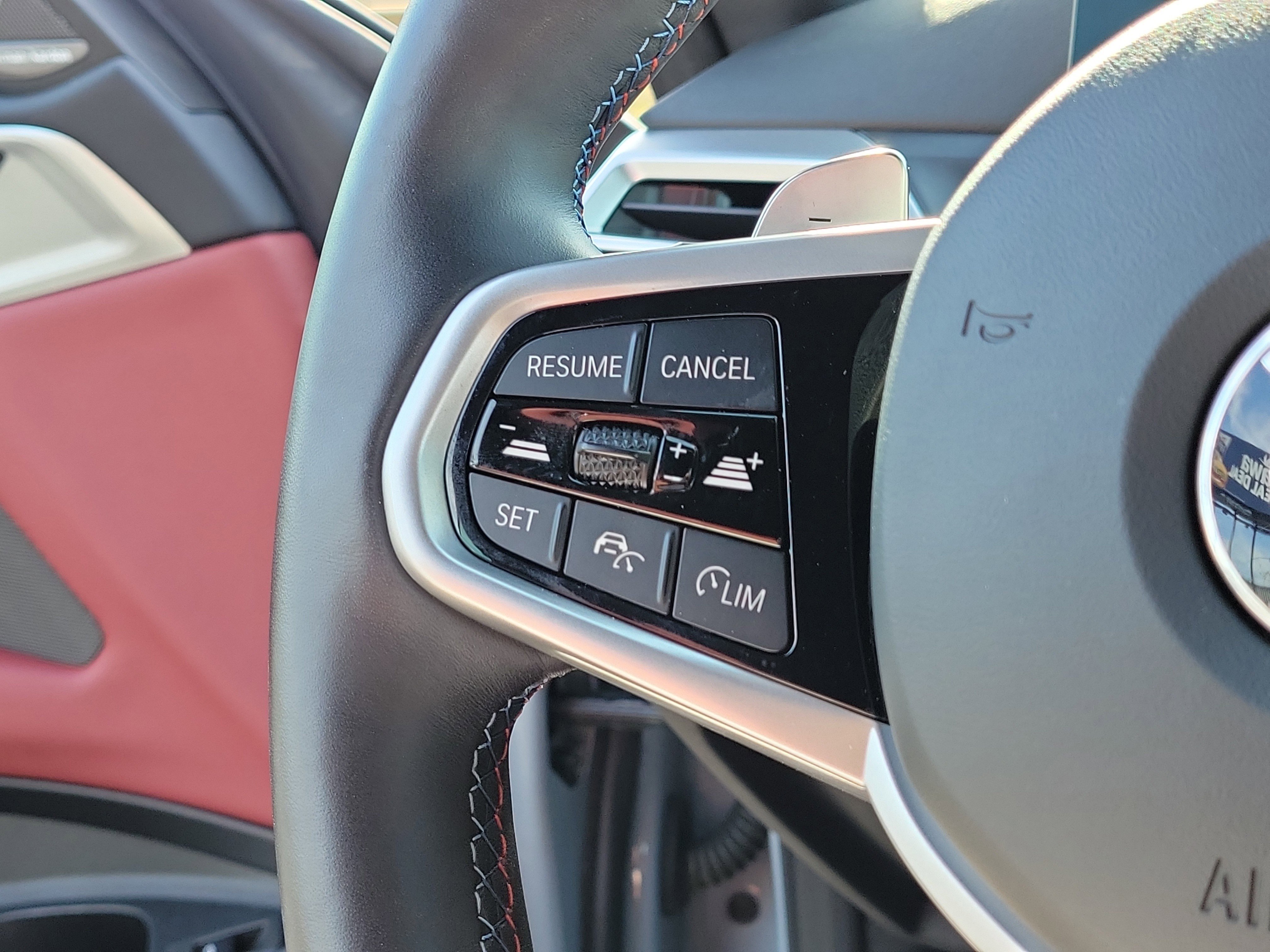 Used 2026 BMW M440i Convertible image 28