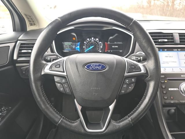 Used 2017 Ford Fusion Titanium image 7