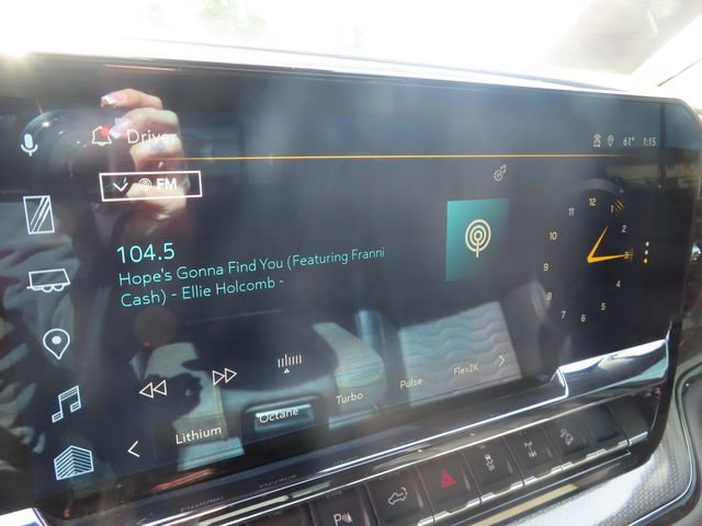 Used 2024 Chevrolet Silverado 2500 ZR2 w/ Technology Package image 23