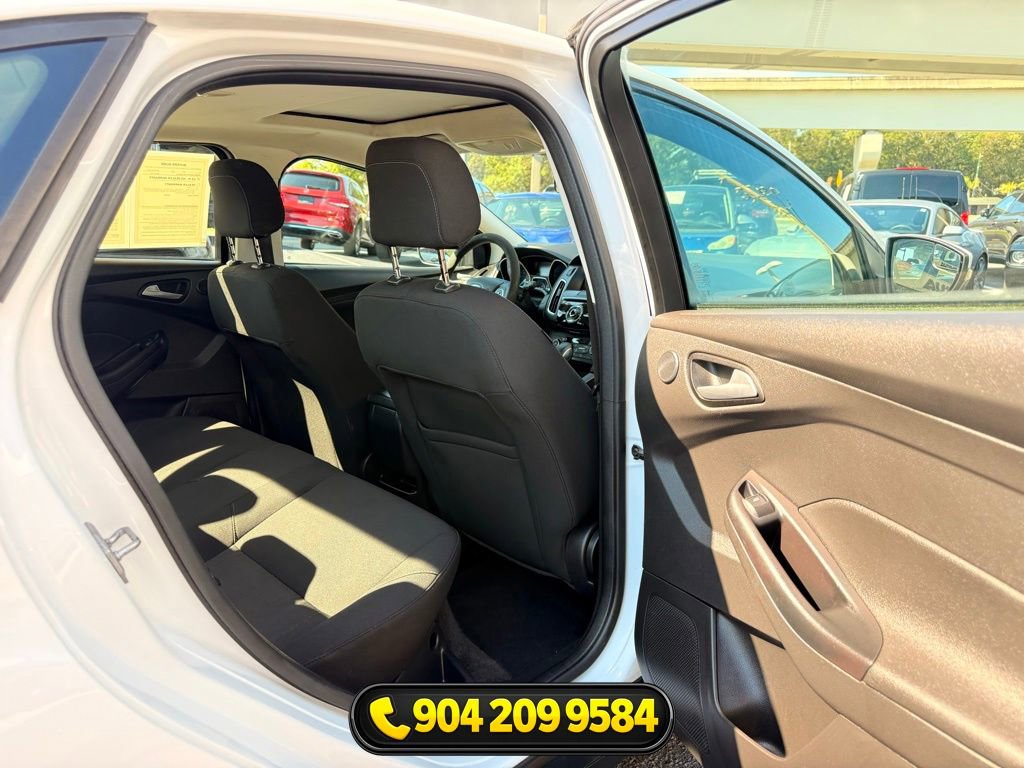 Used 2018 Ford Focus SEL FWD image 31