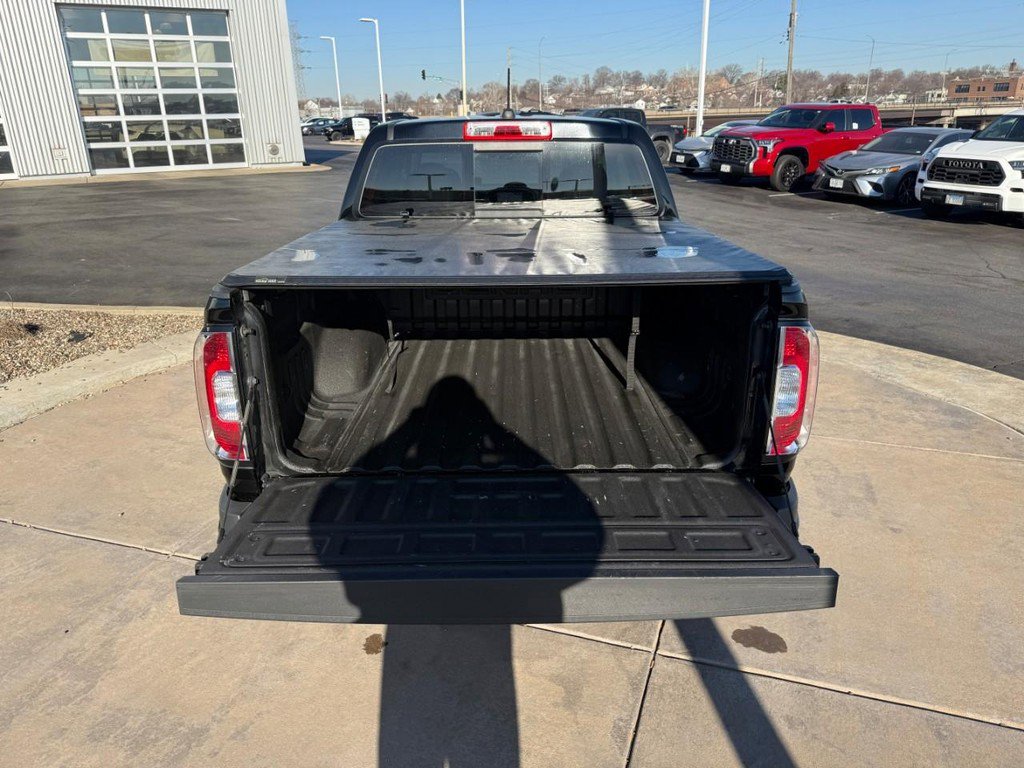 Used 2019 GMC Canyon Denali image 7