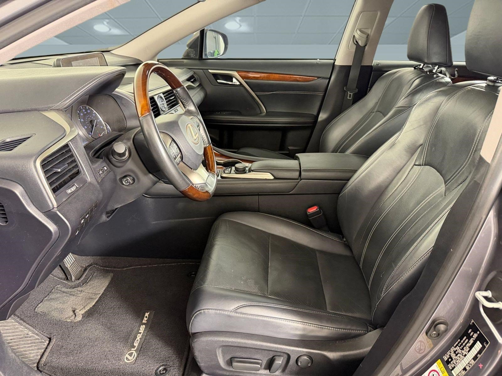 Used 2019 Lexus RX 350L FWD w/ Premium Package image 5