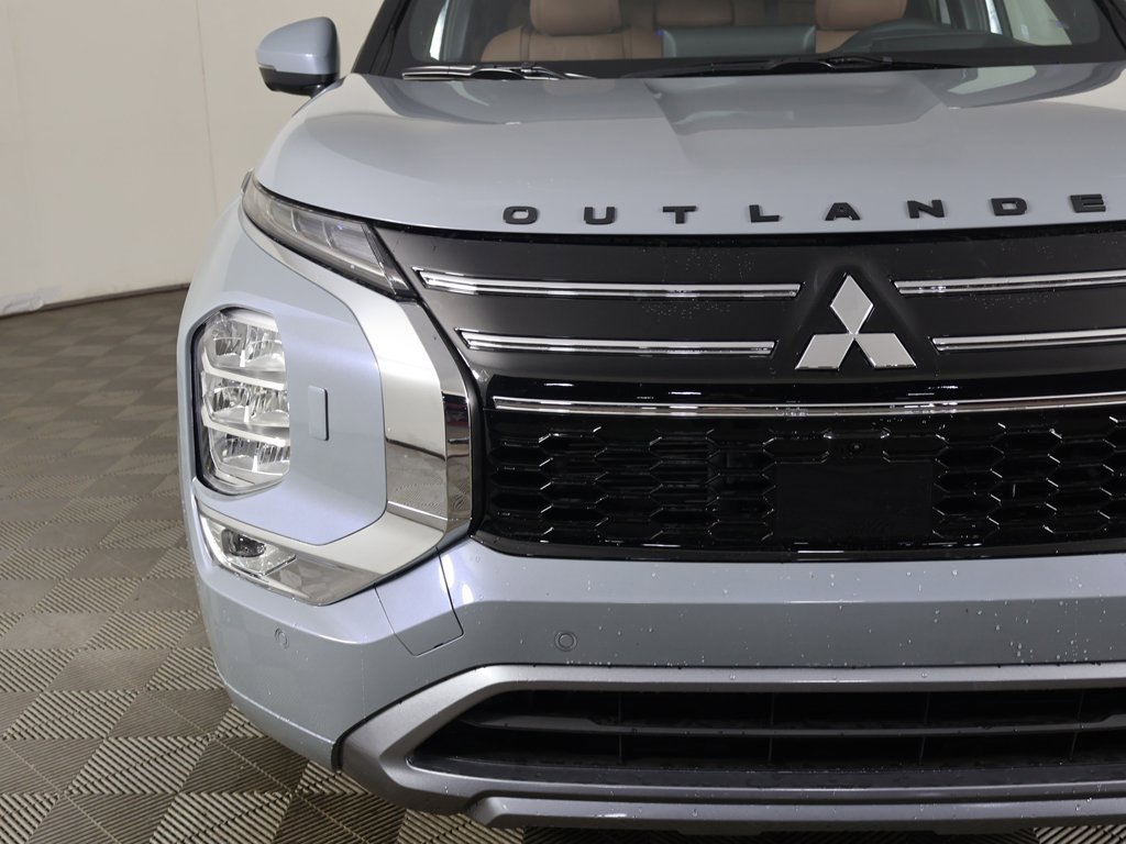 New 2026 Mitsubishi Outlander SEL image 17