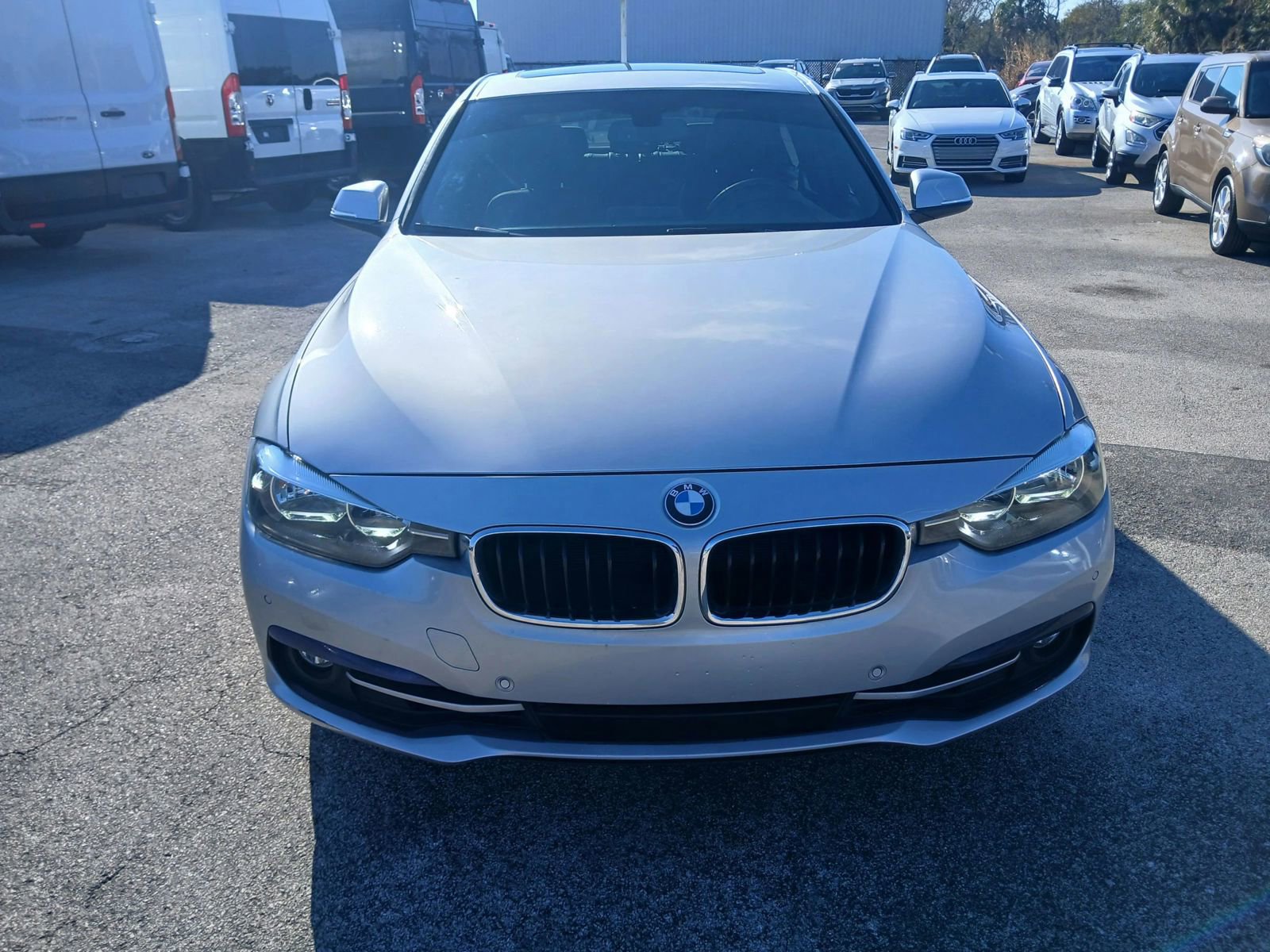 Used 2017 BMW 330i Sedan w/ Driver Assistance Package image 3