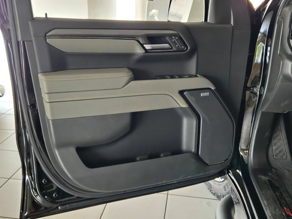 New 2026 Chevrolet Silverado 1500 ZR2 AWD/4WD image 22