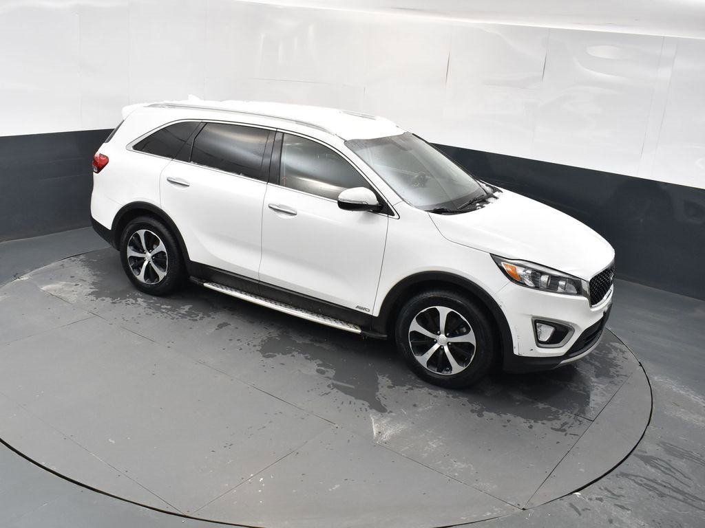 Used 2016 Kia Sorento EX image 37