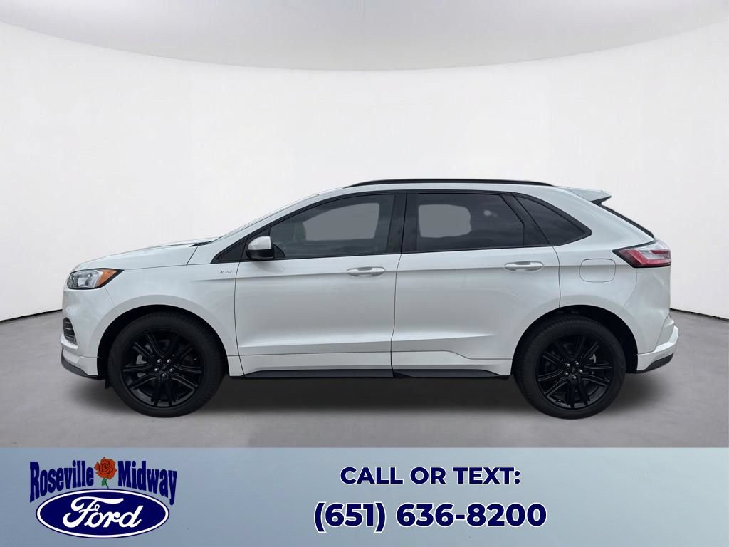 Used 2022 Ford Edge ST-Line AWD/4WD image 4