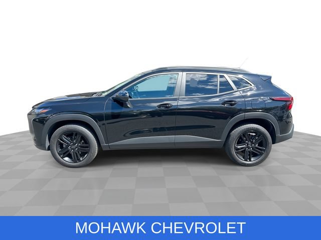 Used 2025 Chevrolet Trax ACTIV w/ Driver Confidence Package FWD image 5