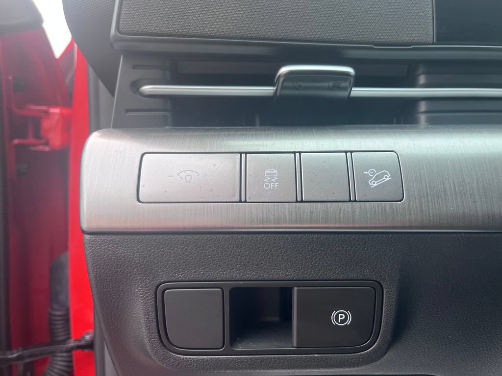 Used 2024 Hyundai Kona SEL AWD/4WD image 11