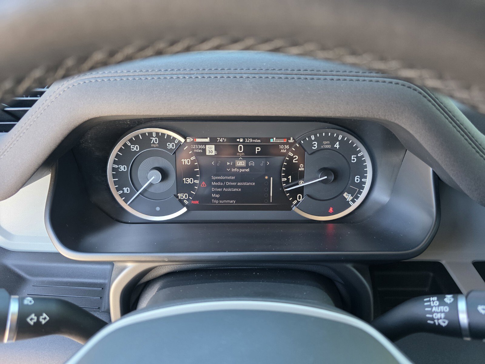 Used 2023 Land Rover Defender 110 image 20