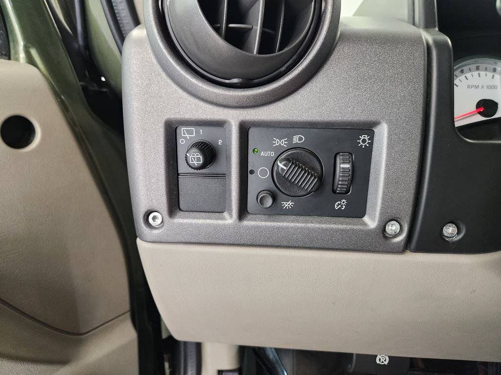 Used 2003 HUMMER H2 w/ Preferred Equipment Group AWD/4WD image 20