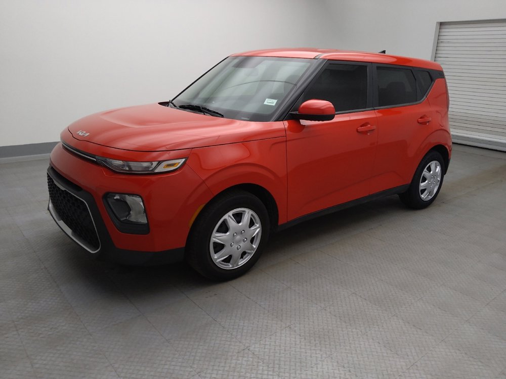 Used 2022 Kia Soul LX FWD image 2