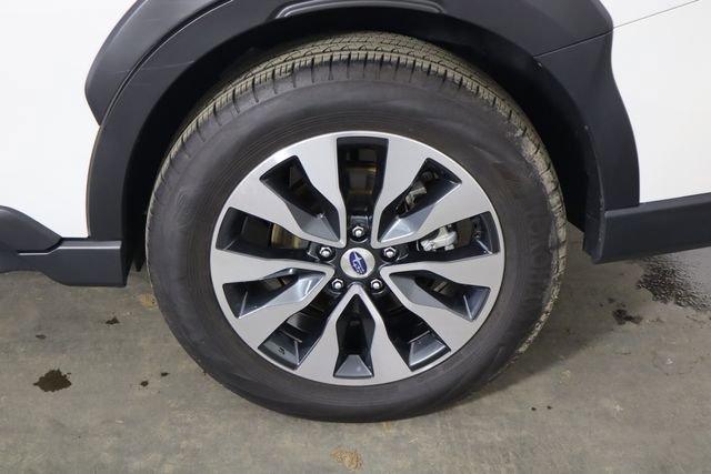 Used 2024 Subaru Outback Limited AWD/4WD image 43