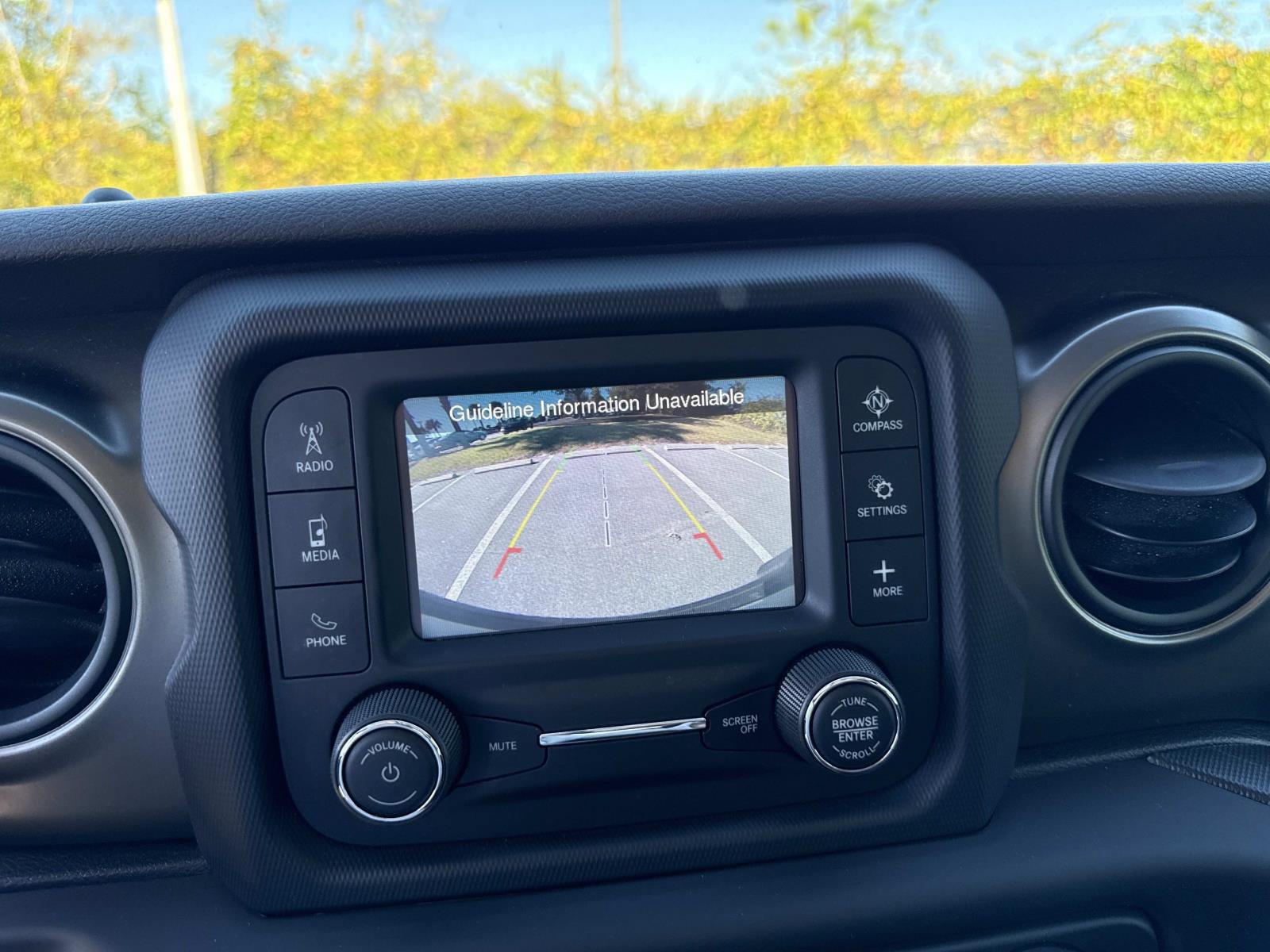 Used 2018 Jeep Wrangler Unlimited Sport S image 27