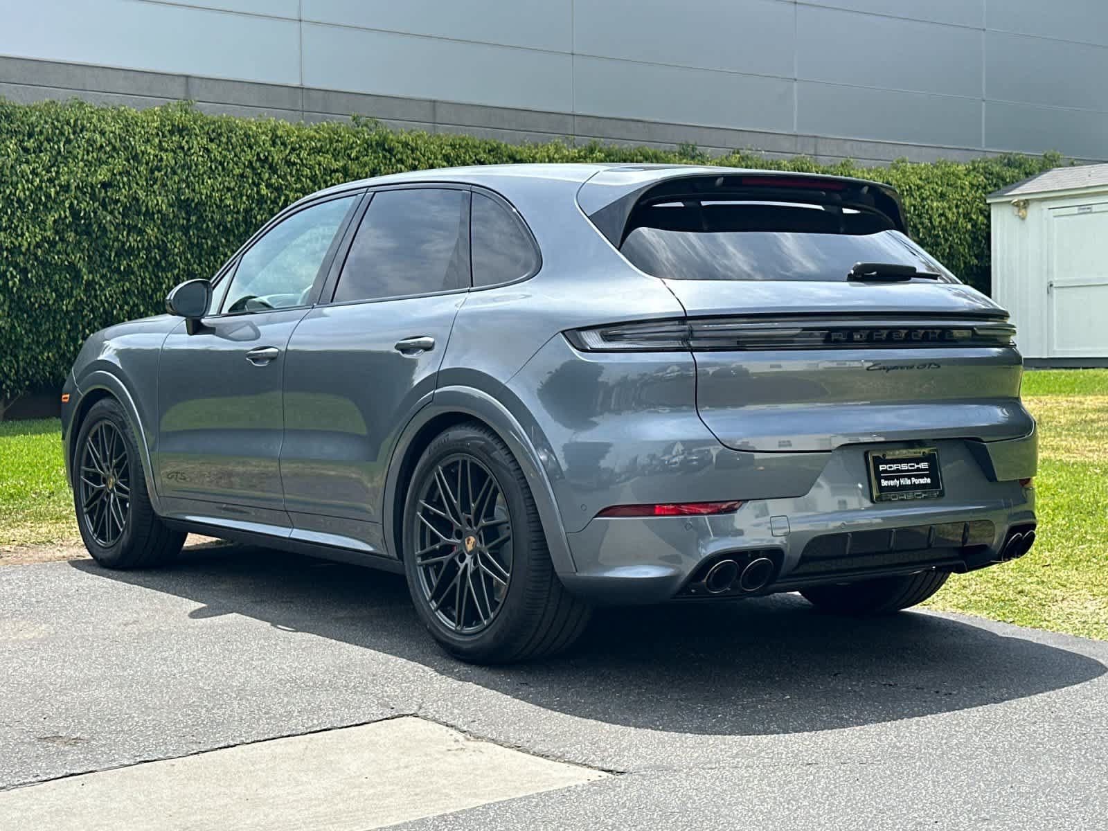 New 2026 Porsche Cayenne GTS AWD/4WD image 3