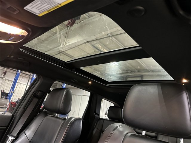 Used 2019 Jeep Grand Cherokee Limited w/ Luxury Group II image 20