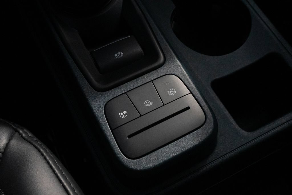 Used 2023 Ford Maverick Lariat w/ Black Appearance Package FWD image 32