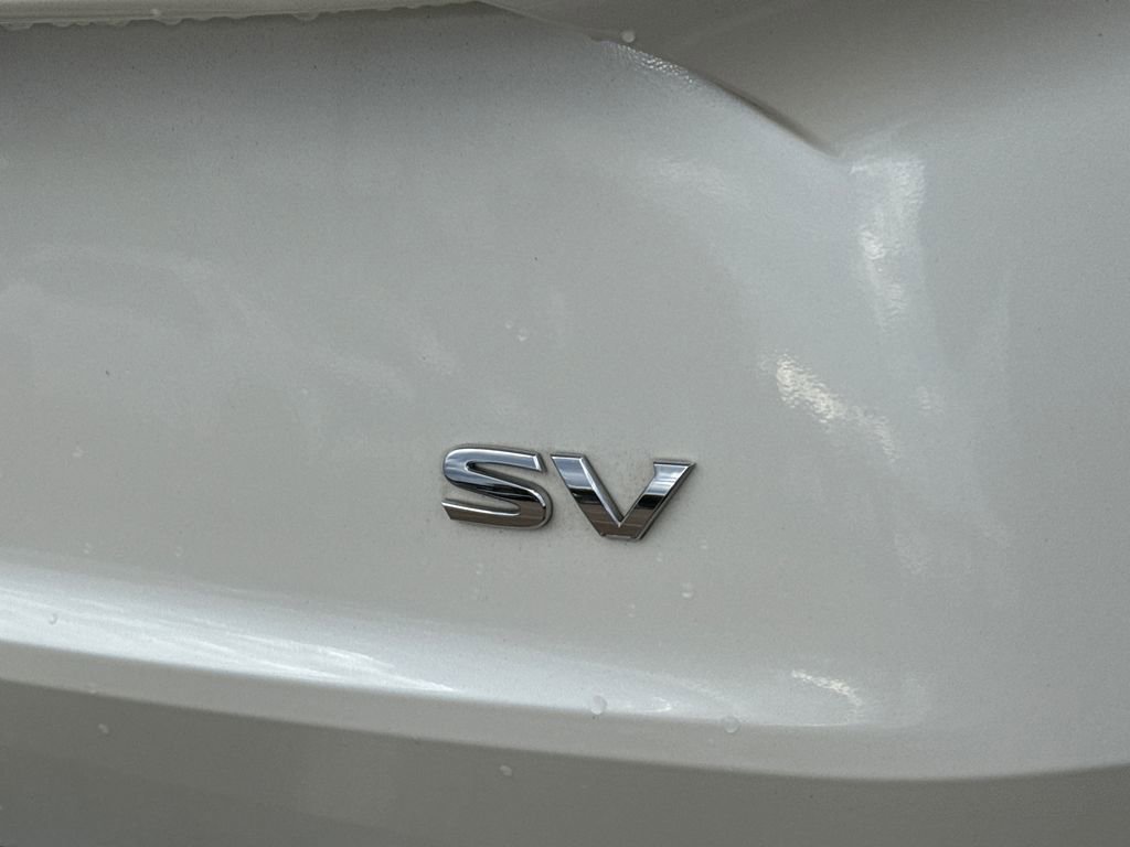 Used 2023 Nissan Rogue SV image 10