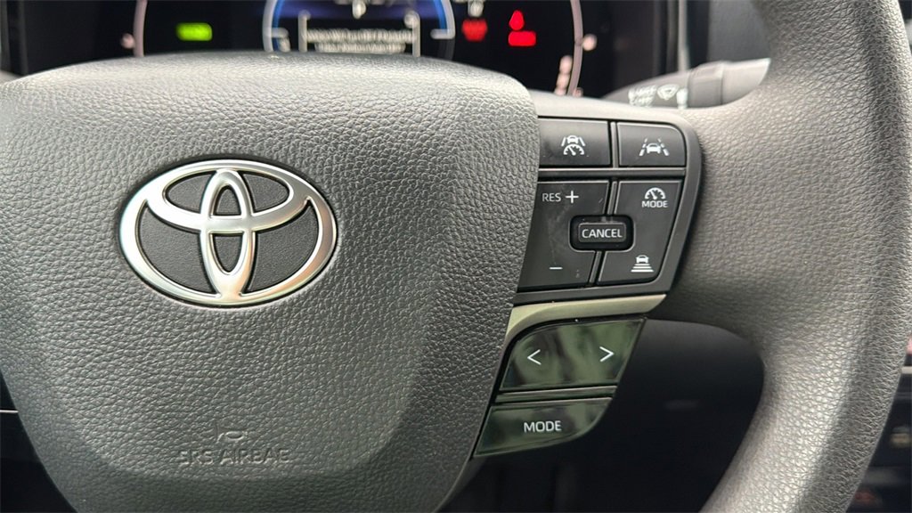 Certified 2025 Toyota Camry LE image 33