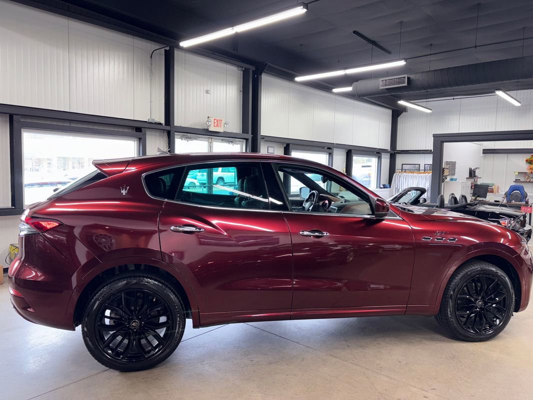 Used 2022 Maserati Levante GT image 10