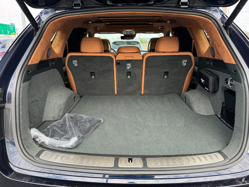 Certified 2025 Genesis GV80 3.5T Prestige image 6