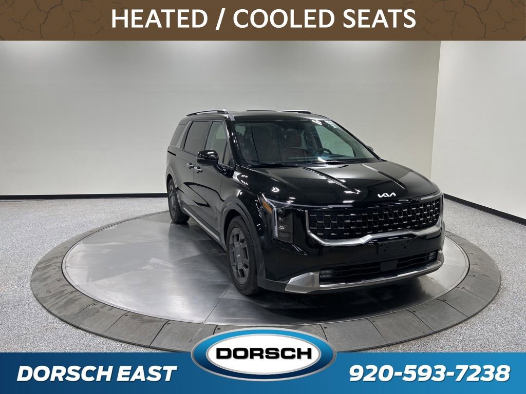 Used 2025 Kia Carnival SX image 4