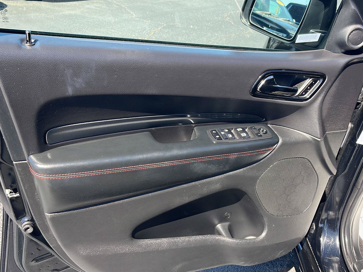 Used 2025 Dodge Durango GT AWD/4WD image 18
