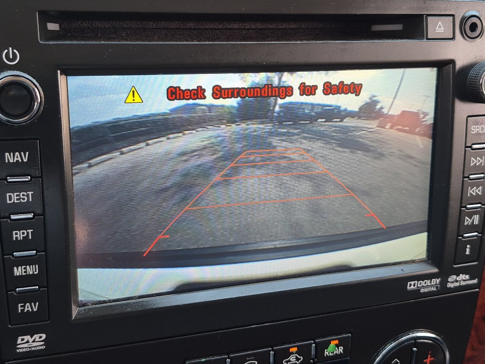 Used 2013 Chevrolet Tahoe LTZ RWD image 21
