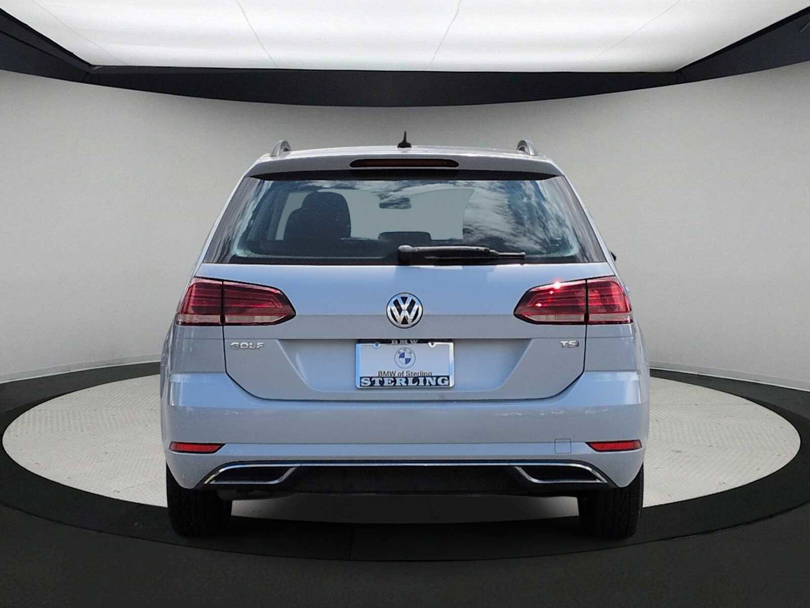 Used 2018 Volkswagen Golf S FWD image 7